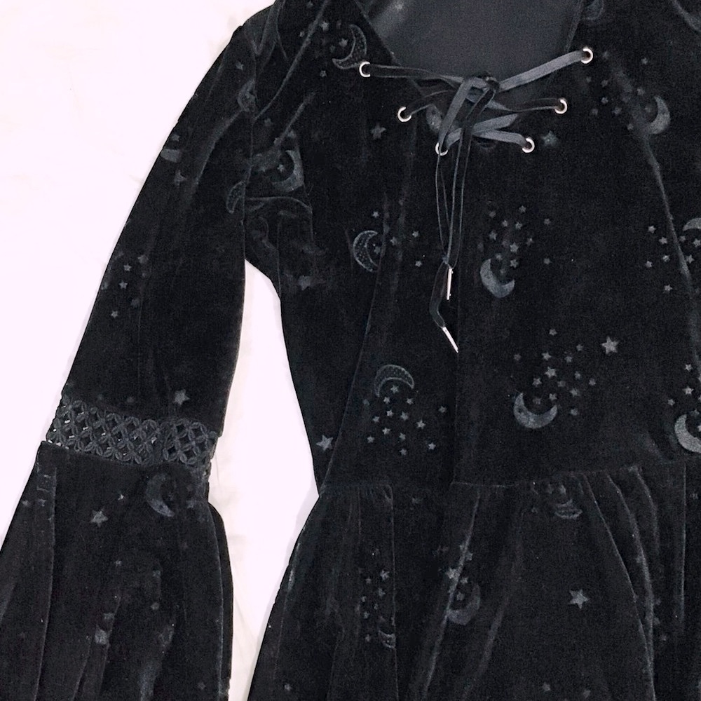 Celestial Hooded Velvet Dress - Picture 6 of 11